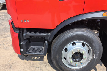 �������KR ��Ӣ�� 4.8L���� 240���� 4X2 ��ʿ��8�� 6.8�������ػ���ͼƬ