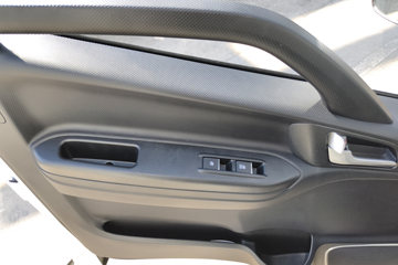 �������� ����L6 2.5L���� 150���� 5�� 4.15�׵�����ʽ�Ῠ ����ͼƬ