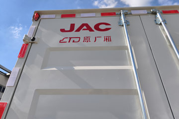 �������� ����L6 2.5L���� 150���� 5�� 4.15�׵�����ʽ�Ῠ ����ͼƬ