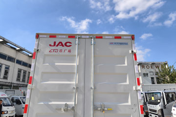 �������� ����L6 2.5L���� 150���� 5�� 4.15�׵�����ʽ�Ῠ ����ͼƬ