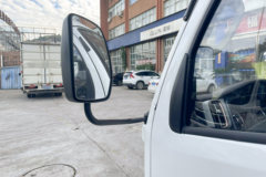 福田奥铃V卡 2.3L柴油 142马力 万里扬5档 4.17米单排厢式微卡