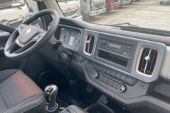 福田奥铃V卡 2.3L柴油 142马力 万里扬5档 4.17米单排厢式微卡