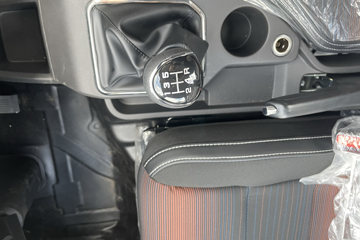 �������V�� 2.3L���� 142���� ������5�� 4.17�׵�����ʽ΢��ͼƬ