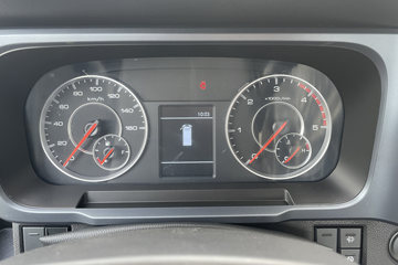 �������V�� 2.3L���� 142���� ������5�� 4.17�׵�����ʽ΢��ͼƬ