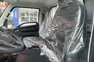 �������V�� 2.3L���� 142���� ������5�� 4.17�׵�����ʽ΢��ͼƬ