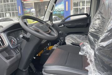 �������V�� 2.3L���� 142���� ������5�� 4.17�׵�����ʽ΢��ͼƬ