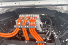 福田奥铃智蓝EL-Plus 宽体 4.14米单排纯电动厢式轻卡 宁德时代100.46kWh