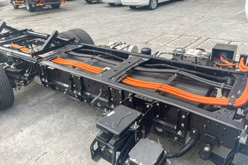 �����������EL-Plus ���� 4.14�׵��Ŵ��綯��ʽ�Ῠ ����ʱ��100.46kWhͼƬ