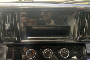 ���� ����Q����ʽ ������ 1.6L 120���� ���� 2.5��˫�Ų�դʽ΢��ͼƬ