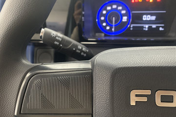 ���� ����Q����ʽ ������ 1.6L 120���� ���� 2.5��˫�Ų�դʽ΢��ͼƬ