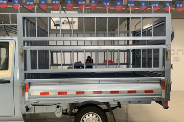 ���� ����Q����ʽ ������ 1.6L 120���� ���� 2.5��˫�Ų�դʽ΢��ͼƬ