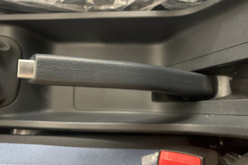 ���� ����Q����ʽ ������ 1.6L 120���� ���� 2.5��˫����ʽ΢��ͼƬ