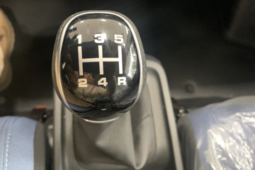 ���� ����Q����ʽ ������ 1.6L 120���� ���� 2.5��˫����ʽ΢��ͼƬ