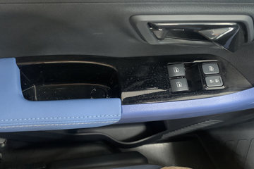 ���� ����Q����ʽ ������ 1.6L 120���� ���� 2.5��˫����ʽ΢��ͼƬ