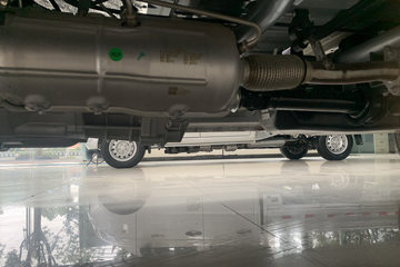 ���� ����Q����ʽ ������ 1.6L 120���� ���� 2.5��˫����ʽ΢��ͼƬ