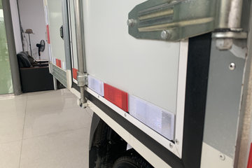 ���� ����Q����ʽ ������ 1.6L 120���� ���� 2.5��˫����ʽ΢��ͼƬ