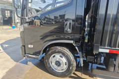 跃进 超越C300 140马力 4.17米单排厢式轻卡