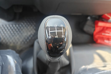 Ծ�� ��ԽC300 140���� 4.17�׵�����ʽ�ῨͼƬ