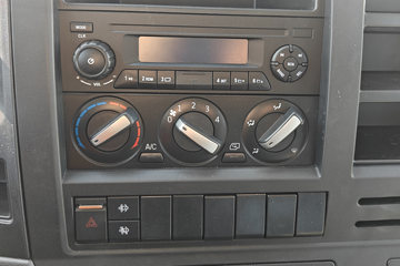 Ծ�� ��ԽC300 140���� 4.17�׵�����ʽ�ῨͼƬ
