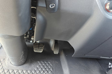 Ծ�� ��ԽC300 140���� 4.17�׵�����ʽ�ῨͼƬ
