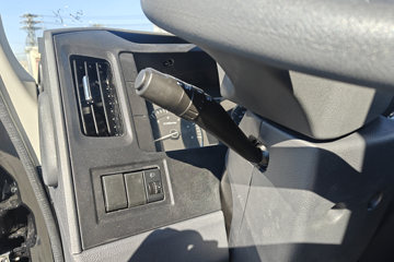 Ծ�� ��ԽC300 140���� 4.17�׵�����ʽ�ῨͼƬ