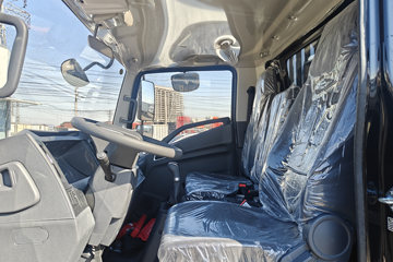 Ծ�� ��ԽC300 140���� 4.17�׵�����ʽ�ῨͼƬ