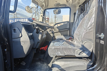 Ծ�� ��ԽC300 140���� 4.17�׵�����ʽ�ῨͼƬ