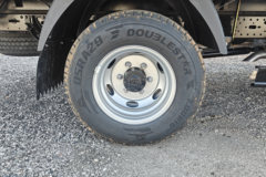 跃进 超越C300 140马力 4.17米单排厢式轻卡