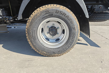 Ծ�� ��ԽC300 140���� 4.17�׵�����ʽ�ῨͼƬ