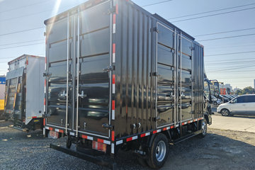 Ծ�� ��ԽC300 140���� 4.17�׵�����ʽ�ῨͼƬ