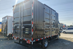 跃进 超越C300 140马力 4.17米单排厢式轻卡