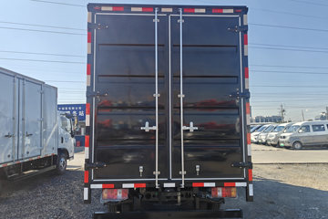 Ծ�� ��ԽC300 140���� 4.17�׵�����ʽ�ῨͼƬ