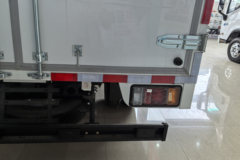 庆铃 五十铃KV600 160马力 4.13米单排厢式轻卡