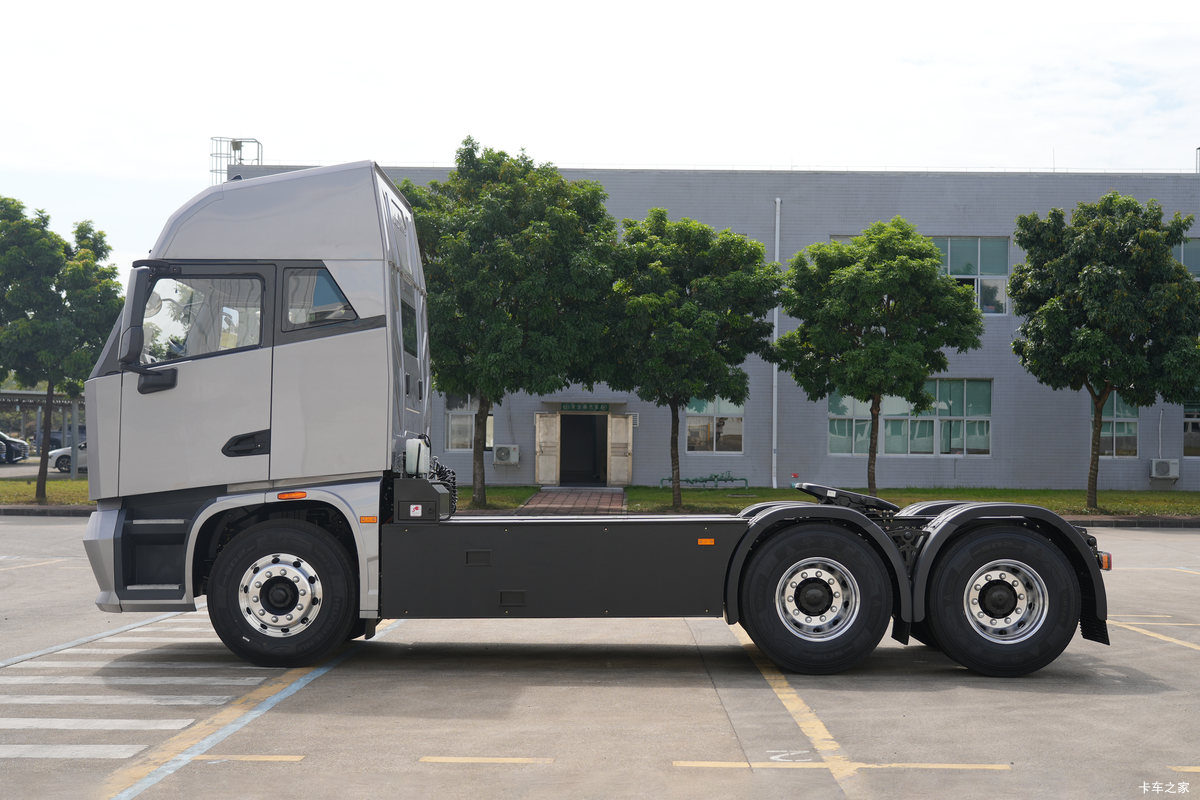 �������T9 6X4 ���綯ǣ���� �д��º�400.62kWh���