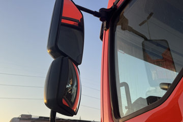 �й����� HOWO TX7 PRO 290���� 4X2 6.8����������ʽ�ػ���ͼƬ