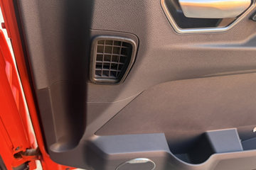 �й����� HOWO TX7 PRO 290���� 4X2 6.8����������ʽ�ػ���ͼƬ