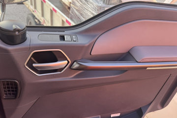 �й����� HOWO TX7 PRO 290���� 4X2 6.8����������ʽ�ػ���ͼƬ