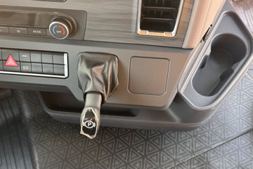 �й����� HOWO TX7 PRO 290���� 4X2 6.8����������ʽ�ػ���ͼƬ