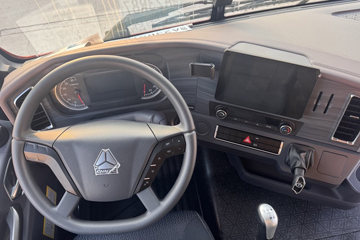 �й����� HOWO TX7 PRO 290���� 4X2 6.8����������ʽ�ػ���ͼƬ