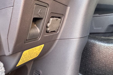 �й����� HOWO TX7 PRO 290���� 4X2 6.8����������ʽ�ػ���ͼƬ