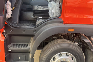 �й����� HOWO TX7 PRO 290���� 4X2 6.8����������ʽ�ػ���ͼƬ