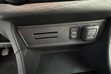 ������ʮ��RE-MAX ���� 2026�� 2.8T���� 150���� �ֶ����� ����˫��Ƥ��ͼƬ