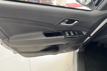 ������ʮ��RE-MAX ���� 2026�� 2.8T���� 150���� �ֶ����� ����˫��Ƥ��ͼƬ