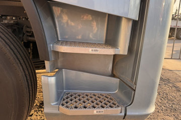 ��������HOWO TS7 6.9L���� 290���� 4X2 �й�����8�� 9.6����ʽ�ػ���ͼƬ