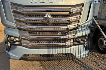 ��������HOWO TS7 6.9L���� 290���� 4X2 �й�����8�� 9.6����ʽ�ػ���ͼƬ