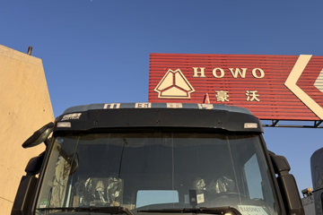 HOWO TS7&nbsp;载货车外观                                                图片
