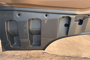 ��������HOWO TS7 6.9L���� 290���� 4X2 �й�����8�� 9.6����ʽ�ػ���ͼƬ