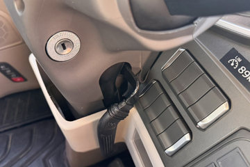 ��������HOWO TS7 6.9L���� 290���� 4X2 �й�����8�� 9.6����ʽ�ػ���ͼƬ