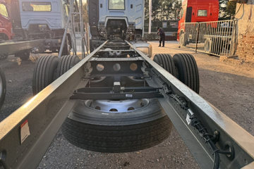 ��������HOWO TS7 6.9L���� 290���� 4X2 �й�����8�� 9.6����ʽ�ػ���ͼƬ