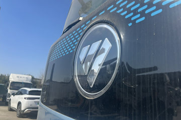 ŷ������3 7L���� 350���� 4X2 �ɰ���9�� AMT�Զ��� �߶� 6.8���Ű������ػ���ͼƬ